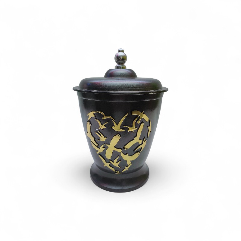 White and Gold Engraved Cremation Urn - Image 3